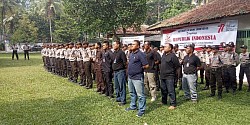 Menggelar Apel gabungan HUT RI 2022